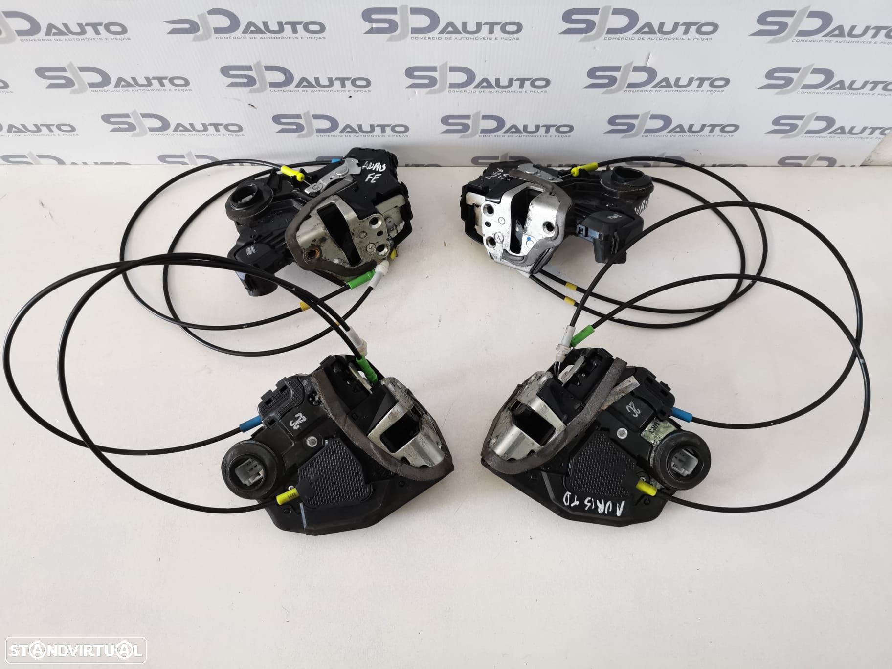 Fechos Portas - Toyota Auris - 1