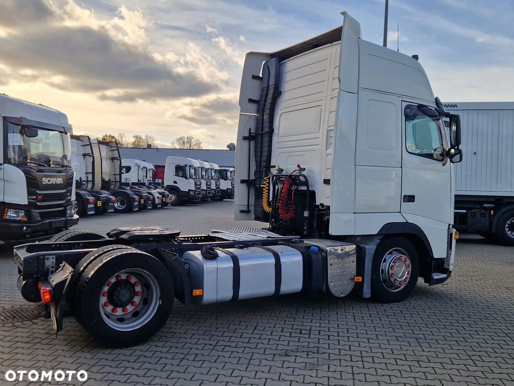 Volvo Rama Odnowiona, Opony 10 mm bieżnika MEGA - 4