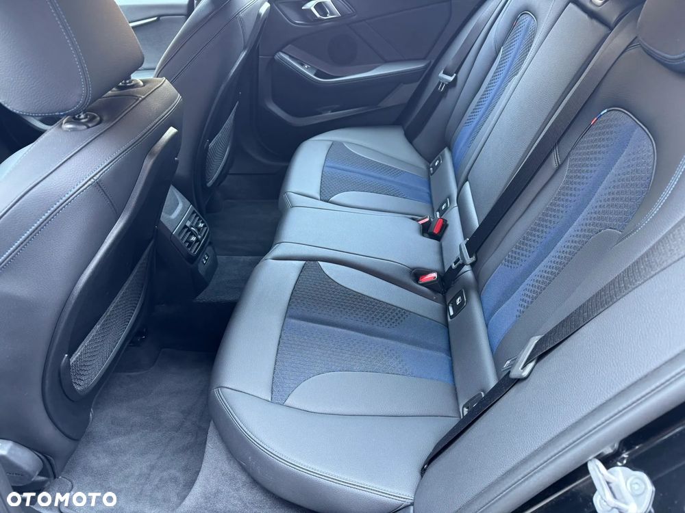 BMW Seria 1 118i M Sport - 18