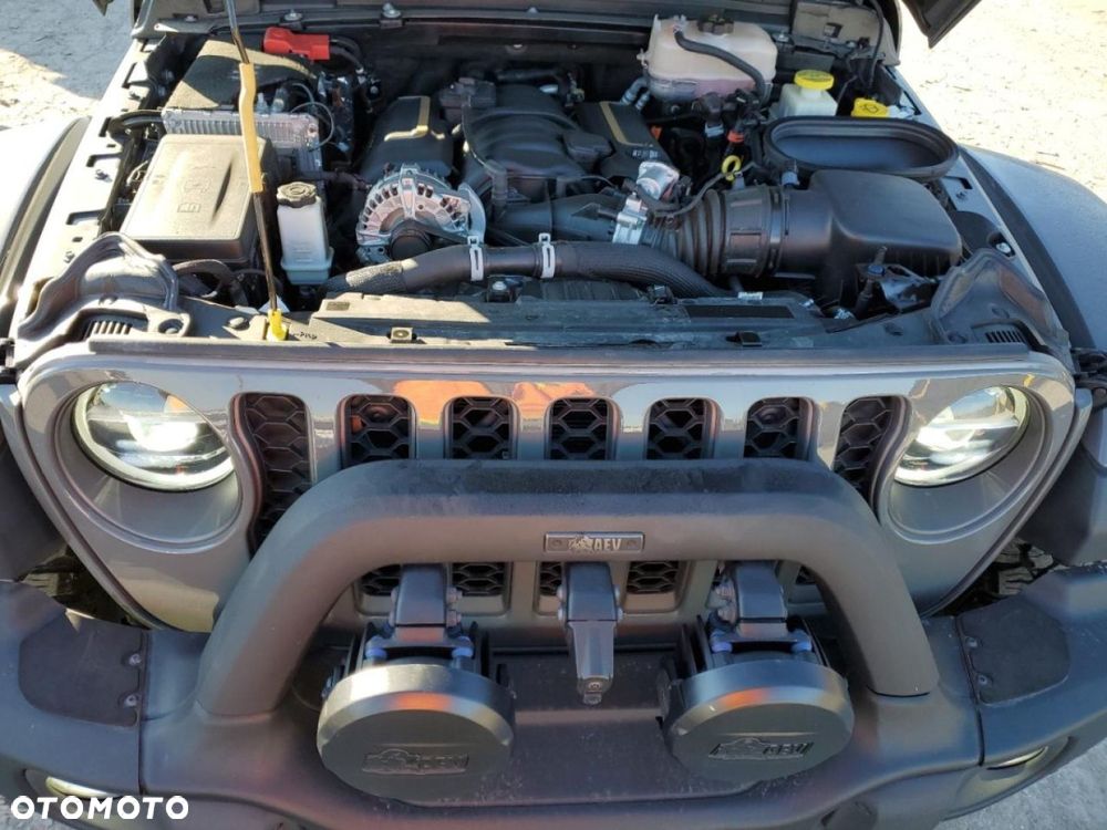Jeep Wrangler - 13
