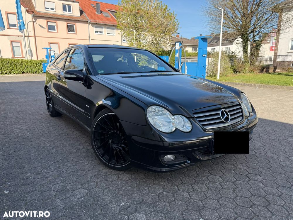 MERCEDES-BENZ C-Class 2004