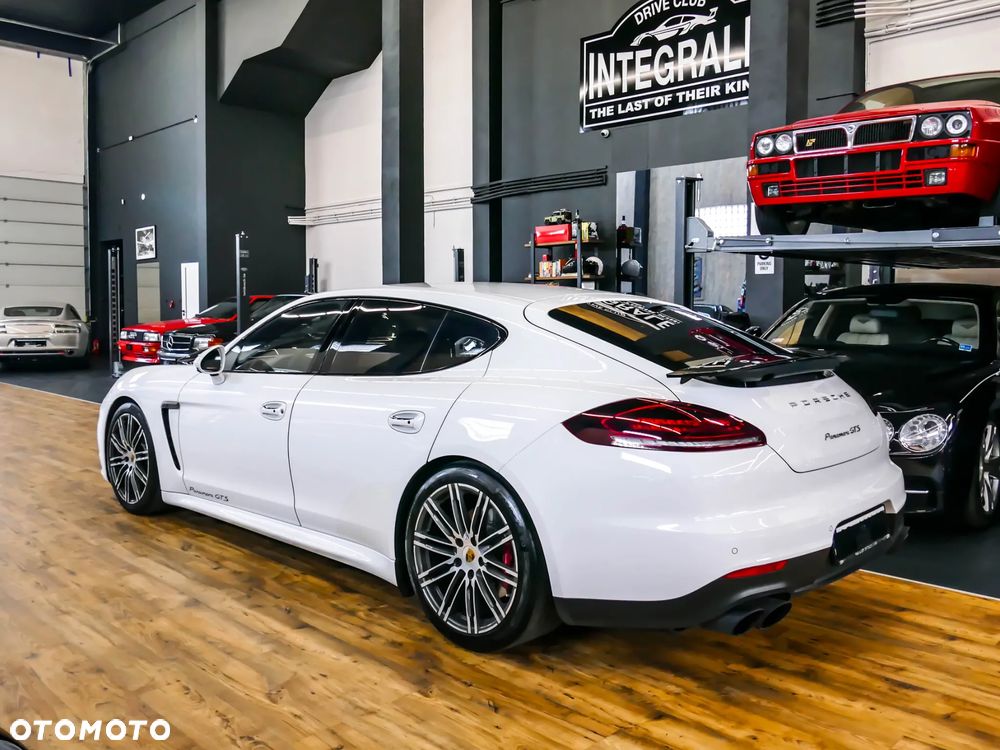 Porsche Panamera GTS - 6