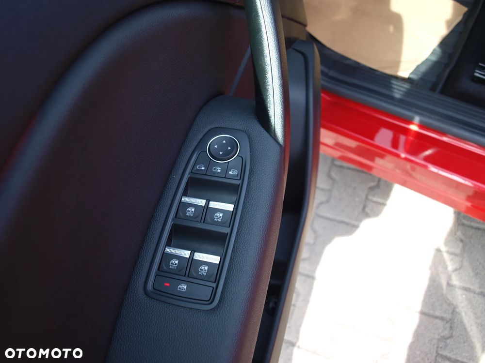 Renault Captur 1.3 TCe mHEV Techno EDC - 13