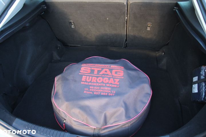 Ford Mondeo 2.0 Ghia X100 / X - 24