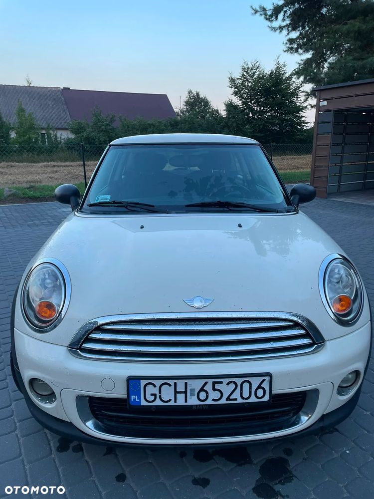 MINI Cooper Standard - 14