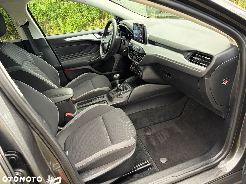 Ford Focus 1.5 EcoBlue Start-Stopp-System TITANIUM DESIGN - 30