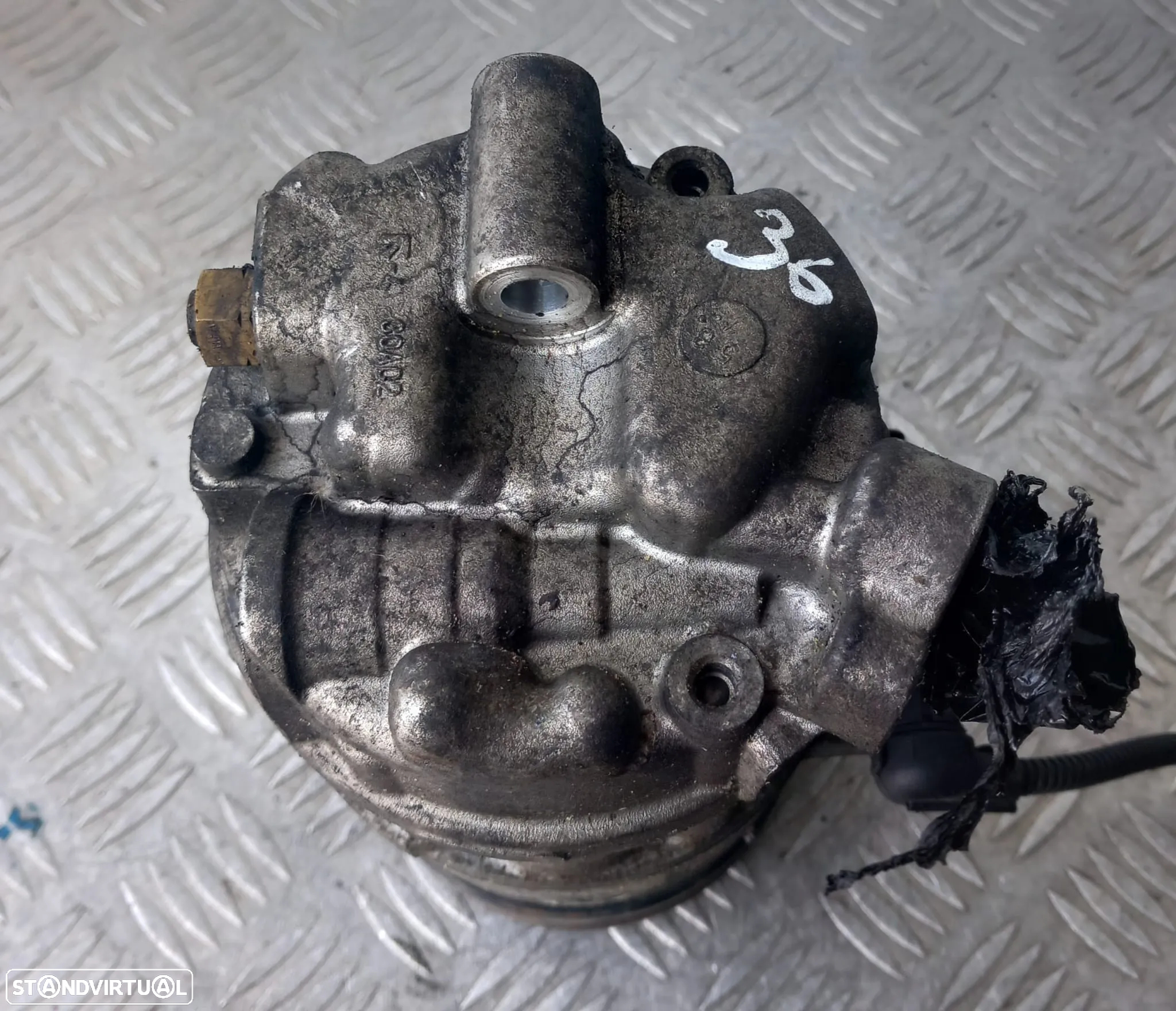 Compressor Ar Condicionado BMW 2.0D Ref: 64526905643-08/A4101130A023/204D4 - 4