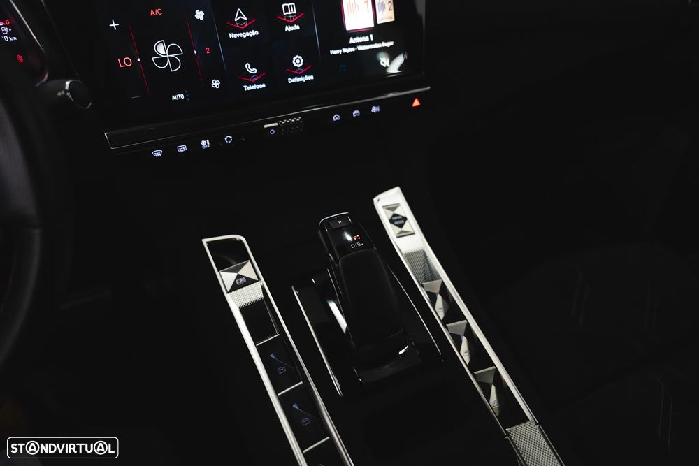 DS DS7 E-Tense Performance Line+ EAT8 - 24