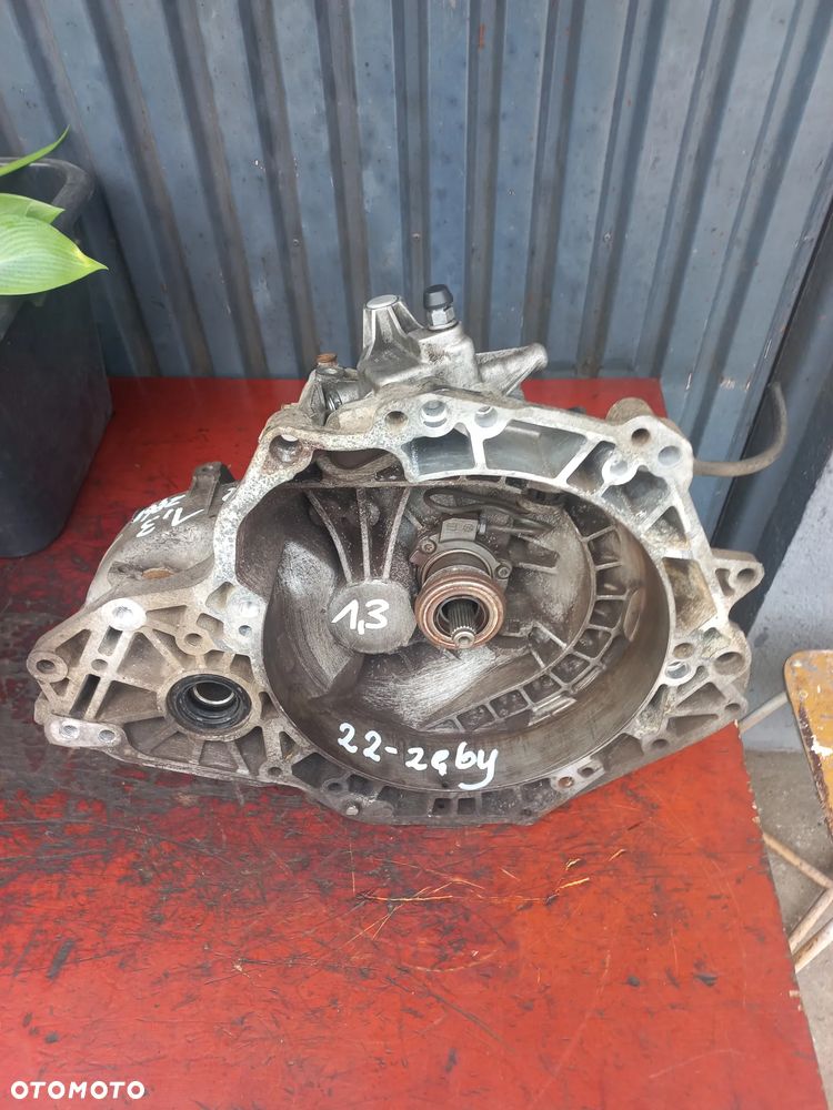 Skrzynia Biegów CORSA D 22 Zęby ASTRA J 1.3 CDTI ME374