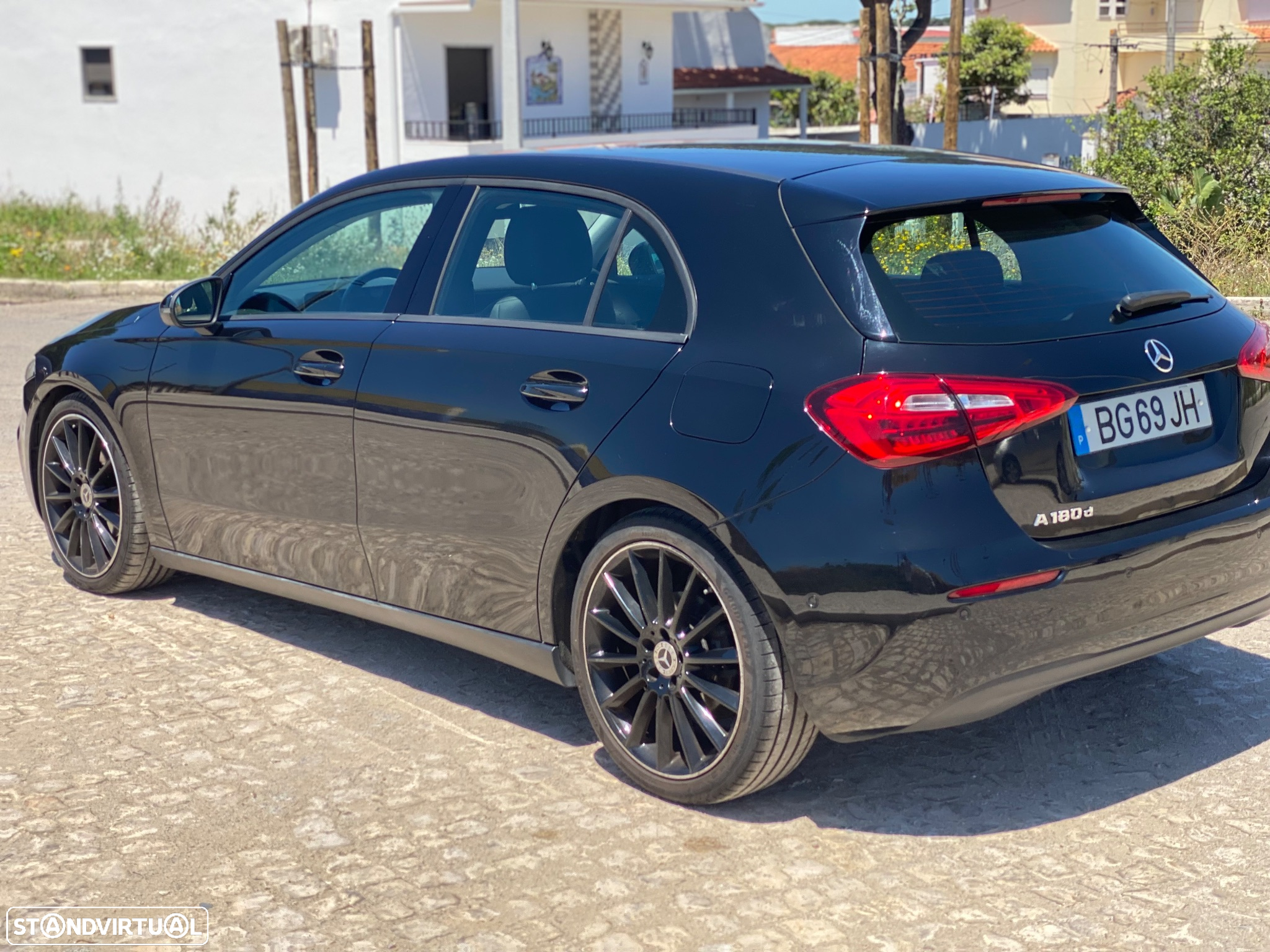Mercedes-Benz A 180 d Style Plus Aut. - 28
