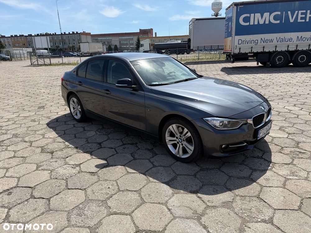 BMW Seria 3 - 12