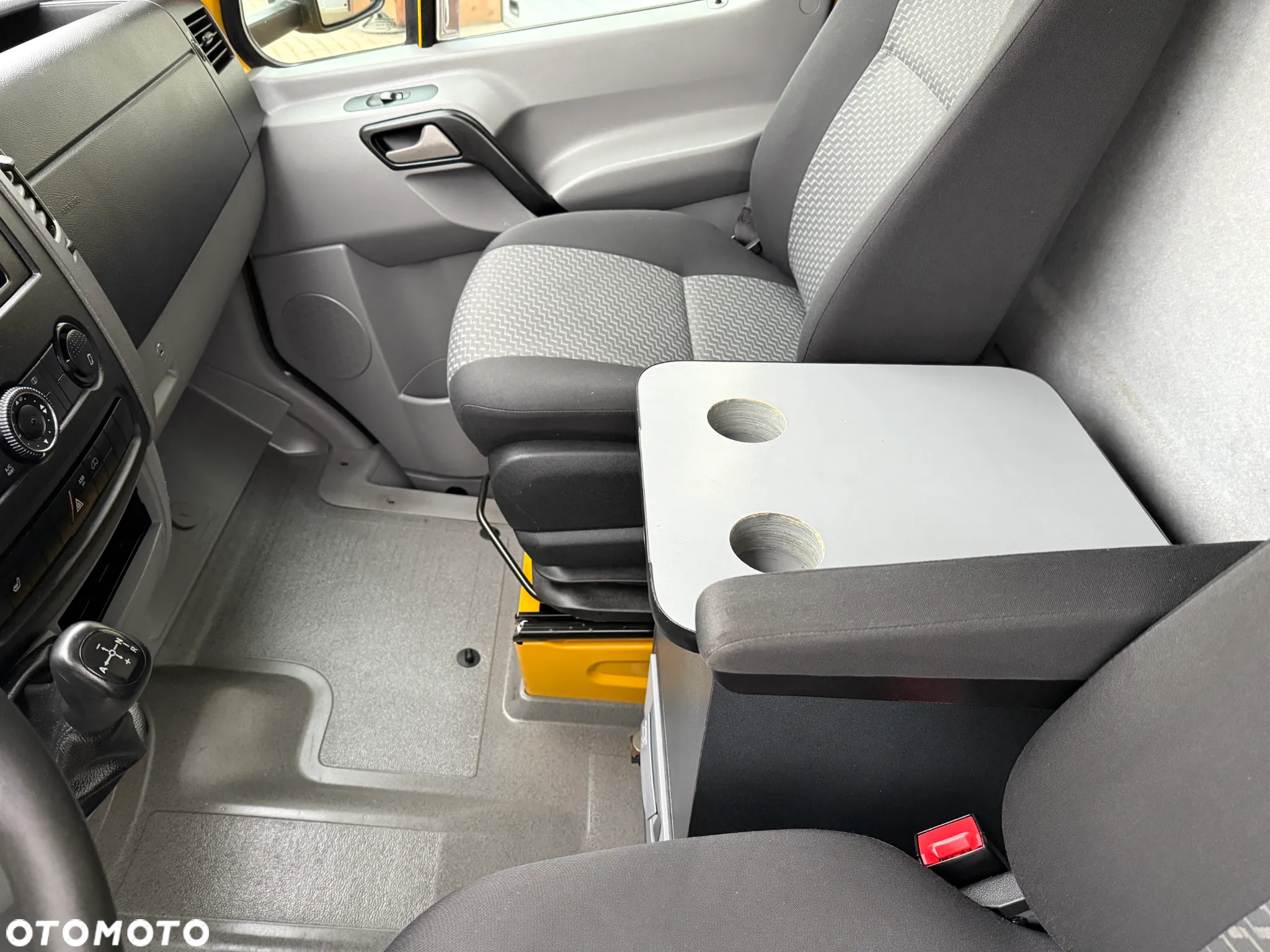 Volkswagen Crafter Izoterma Winda - 11
