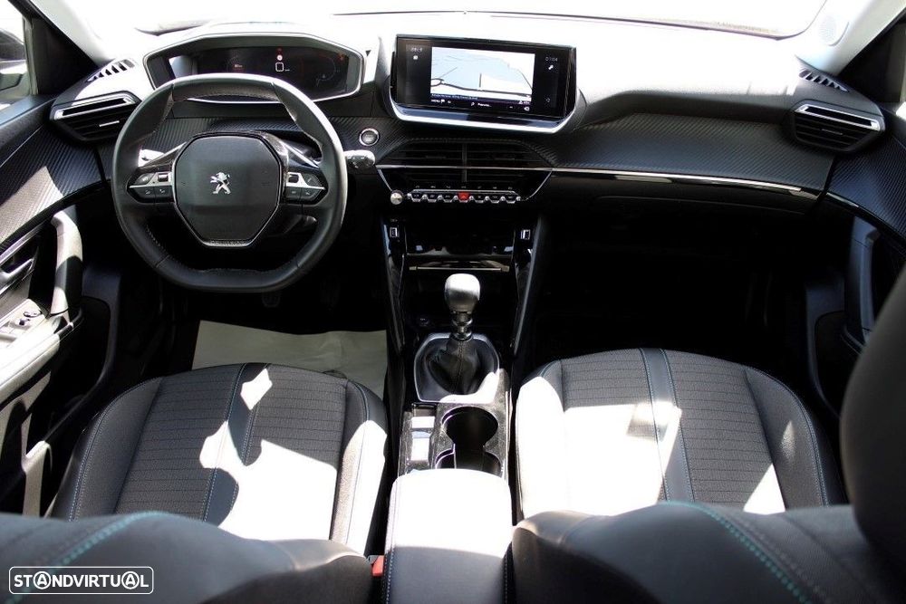 Peugeot 2008 1.2 PureTech Allure - 5