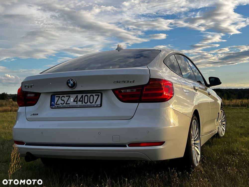 BMW Seria 3 - 32