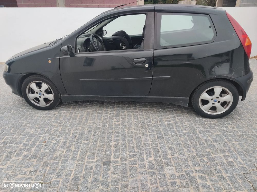 Fiat Punto 1.9 JTD HLX - 4