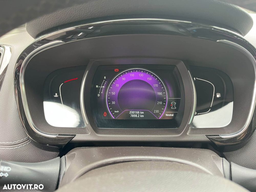Renault Espace BLUE dCi 200 EDC INITIALE PARIS - 4