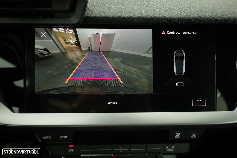 Audi A3 Sportback 45 TFSIe S line - 11