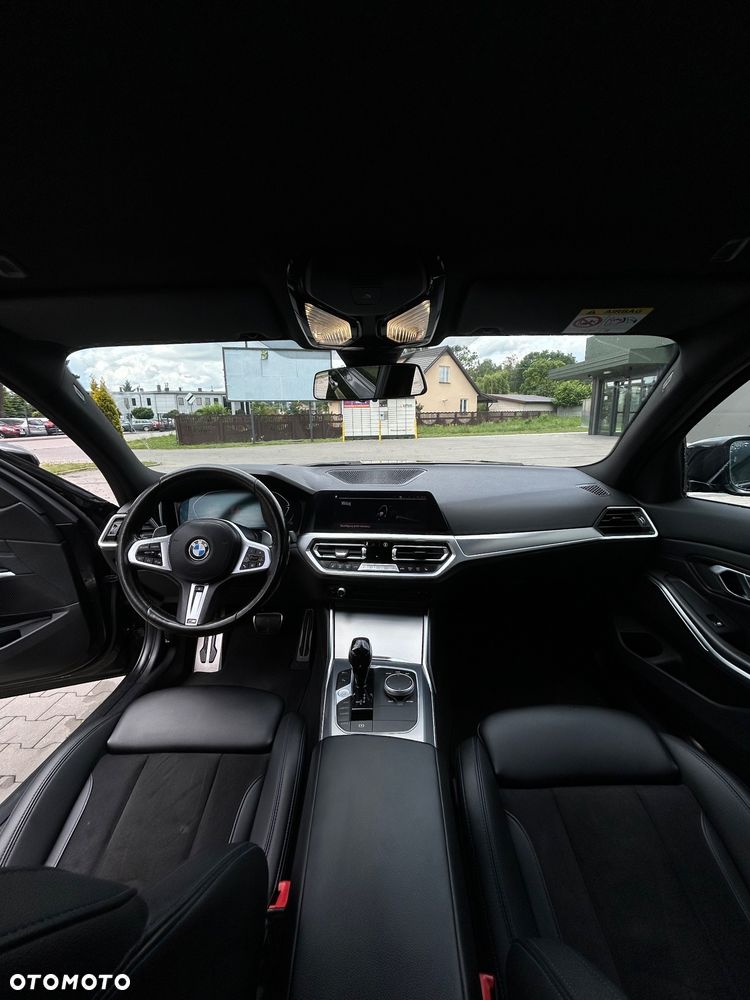 BMW Seria 3 320d xDrive mHEV M Sport - 9