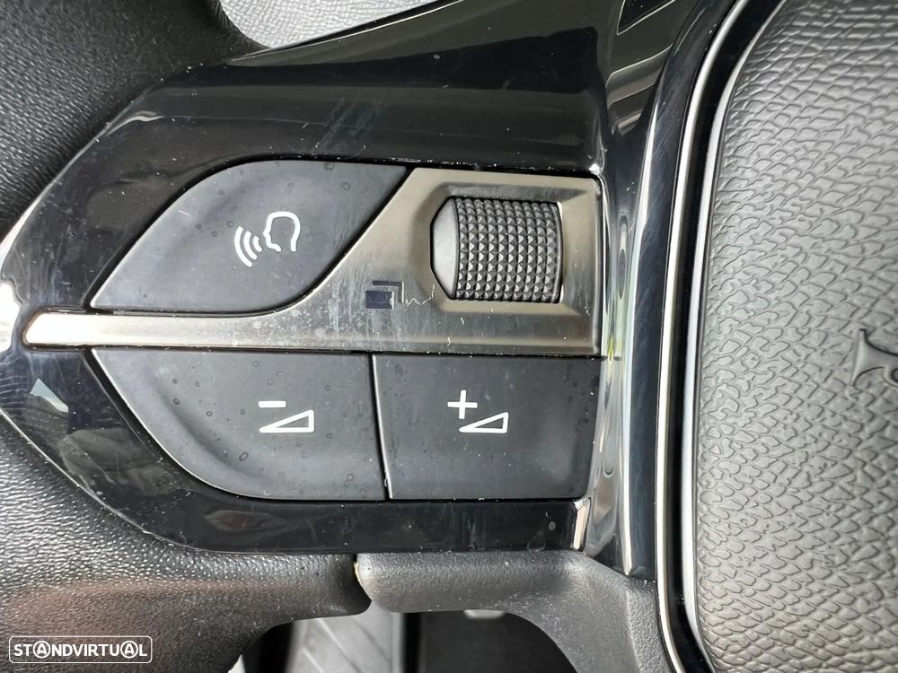 Peugeot 3008 1.5 BlueHDi Active Pack - 19