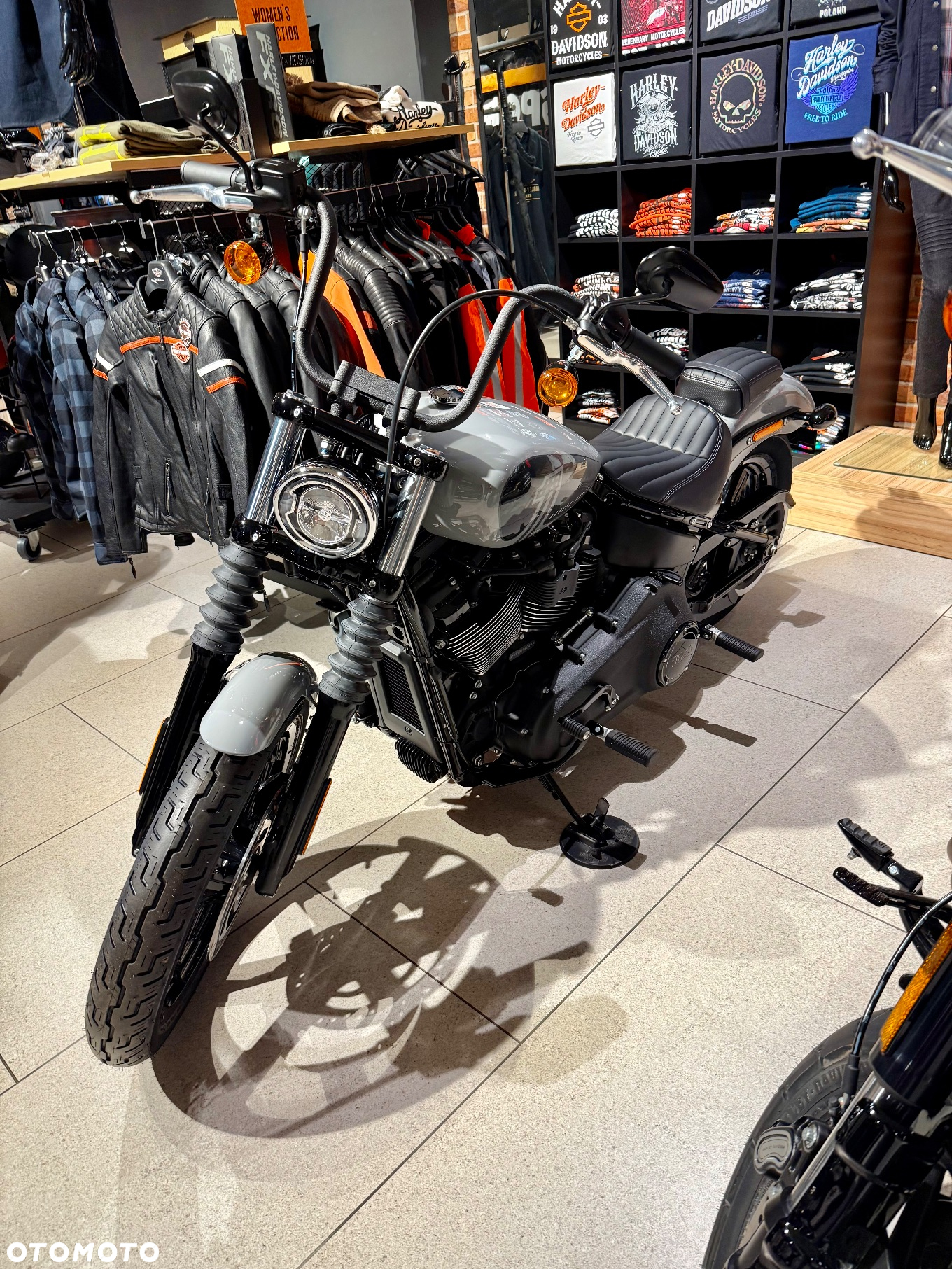 Harley-Davidson Softail Street Bob - 9