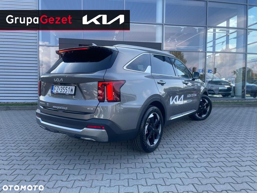 Kia Sorento - 3