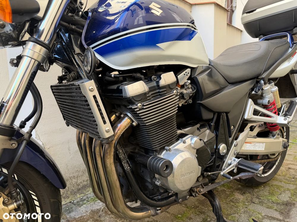 Suzuki GSX - 5