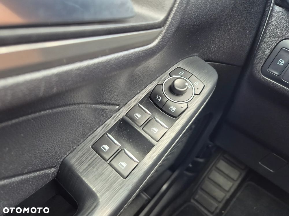Ford Kuga 2.5 Duratec PHEV TITANIUM - 9