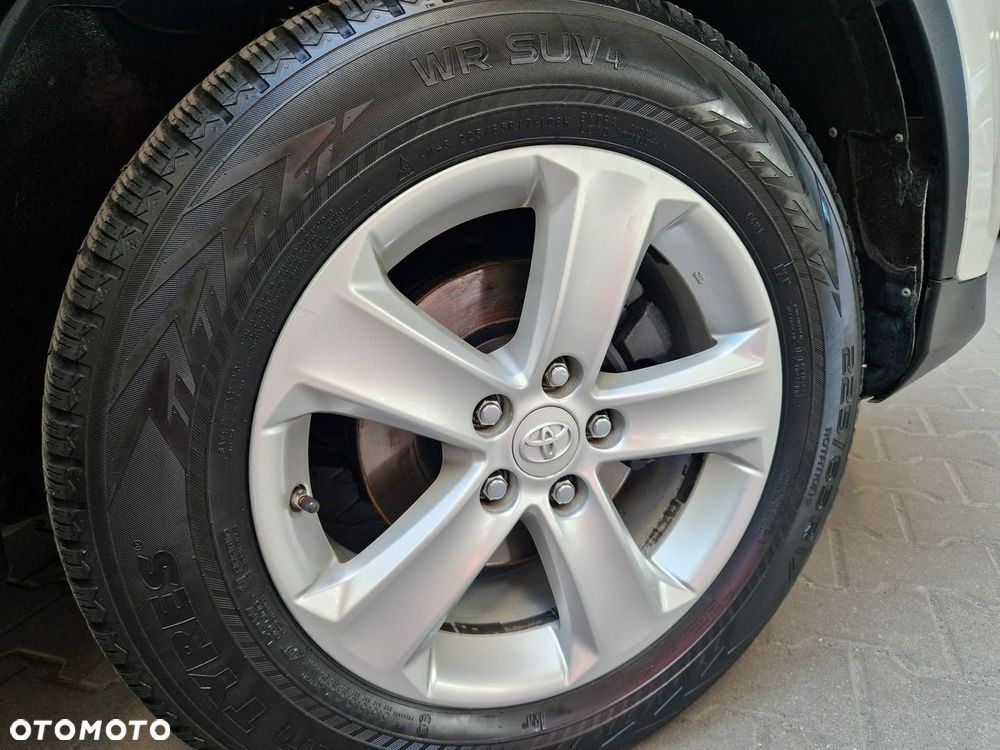 Toyota RAV4 - 23