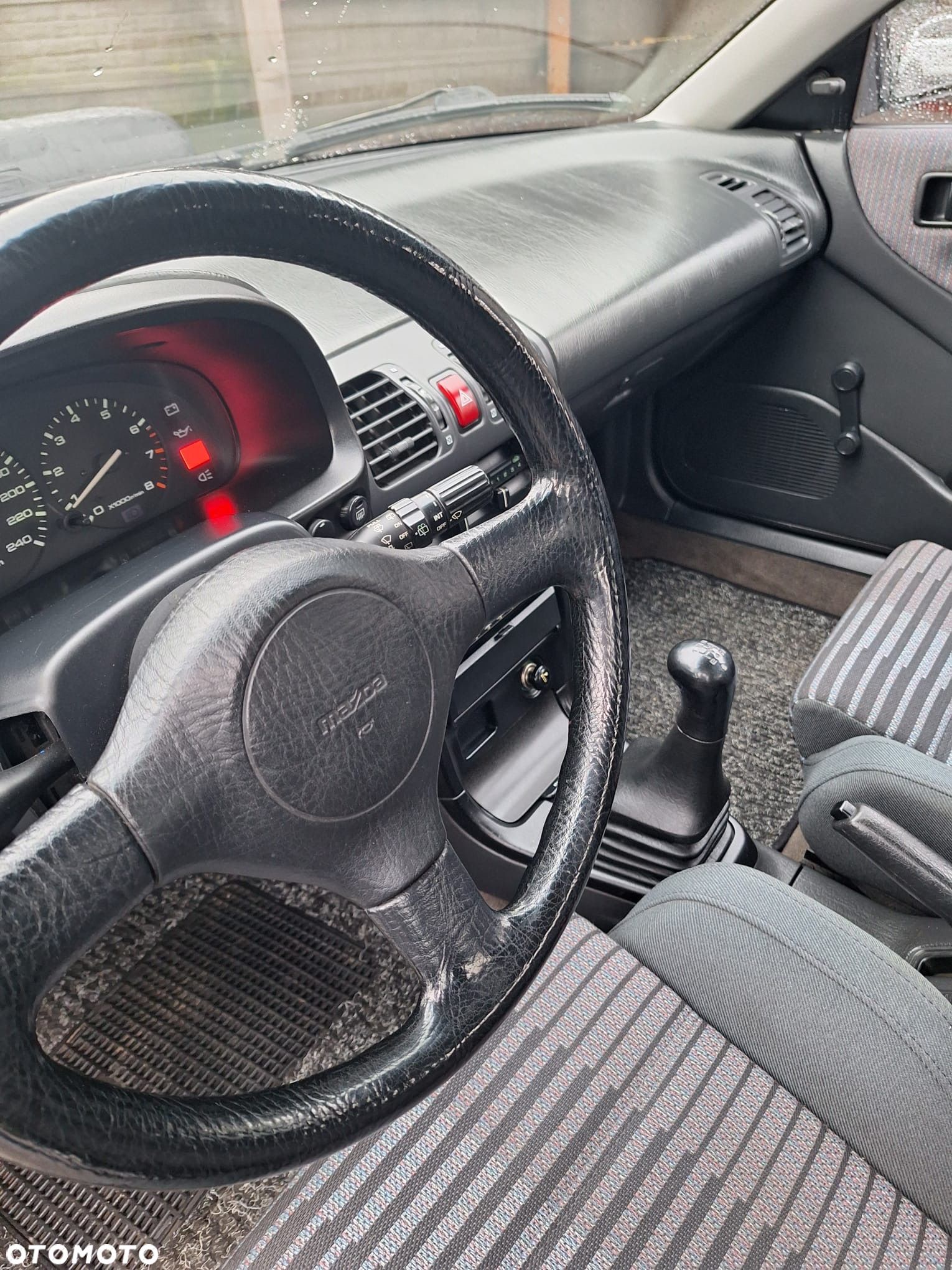 Mazda 323 F 1.9 GT - 1