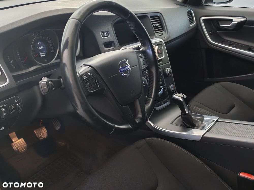 Volvo V60 D2 Drive-E Kinetic - 14
