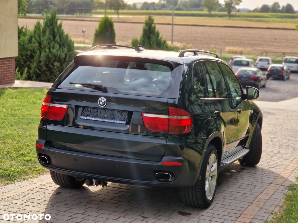 BMW X5 4.8i xDrive - 12