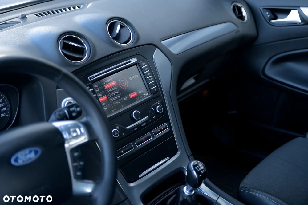 Ford Mondeo 2.0 TDCi Titanium - 9