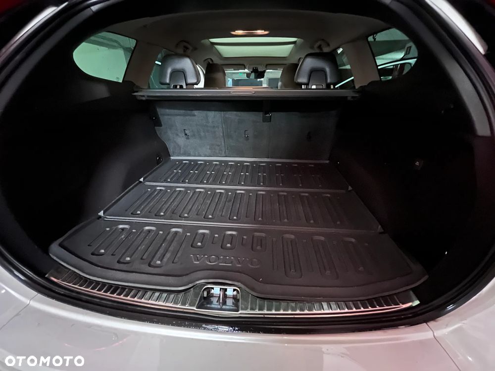 Volvo XC 60 T6 Geartronic Momentum - 16