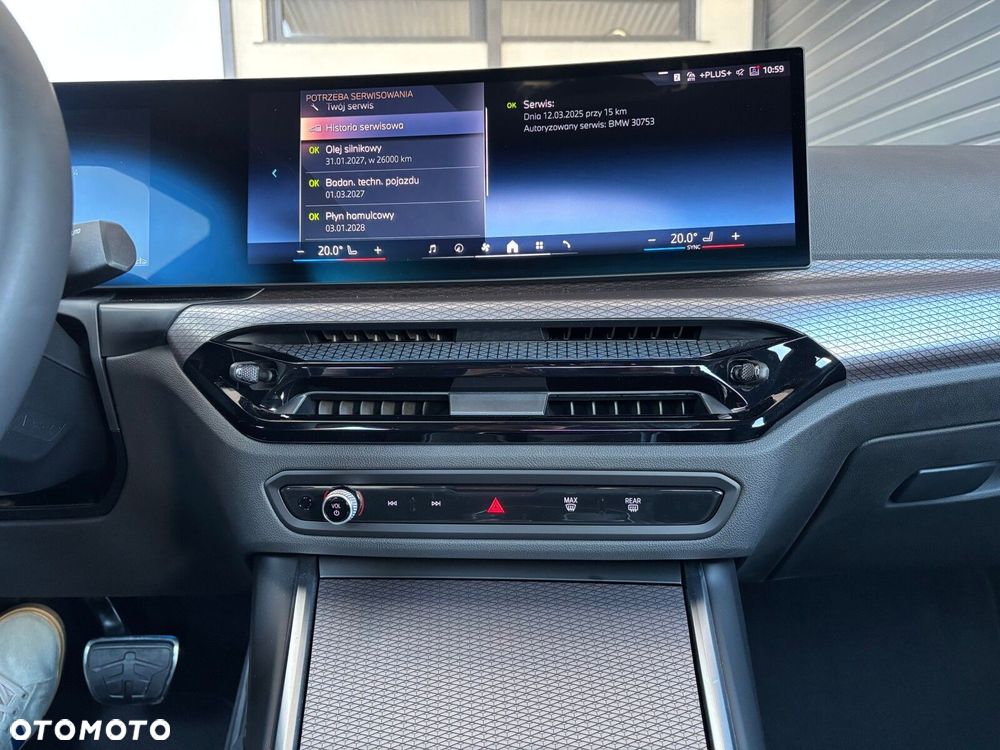 BMW Seria 3 330i xDrive M Sport sport - 26