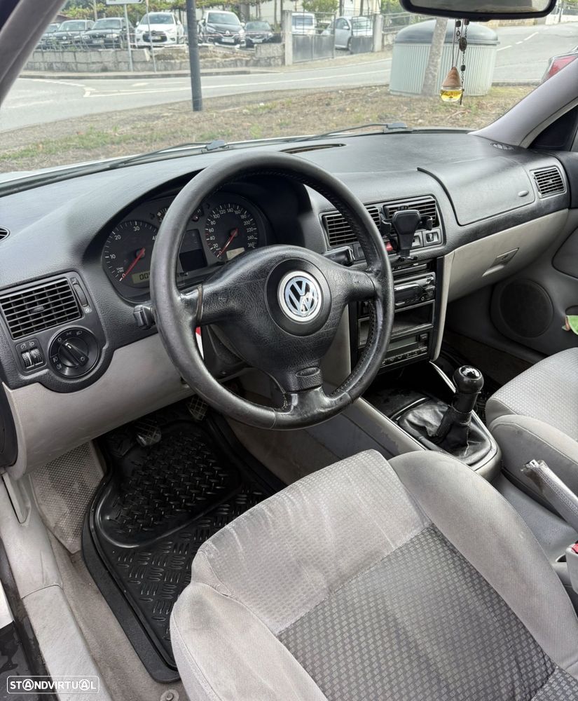 VW Golf 1.9 TDi Highline - 8