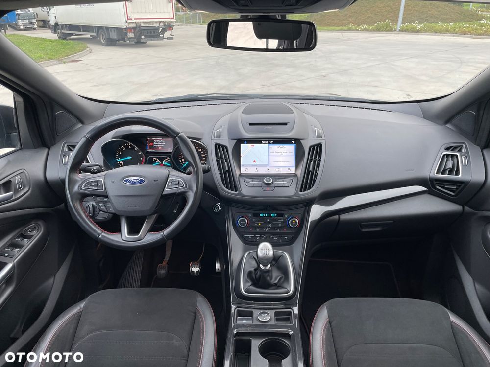 Ford Kuga 1.5 EcoBoost 2x4 ST-Line - 20