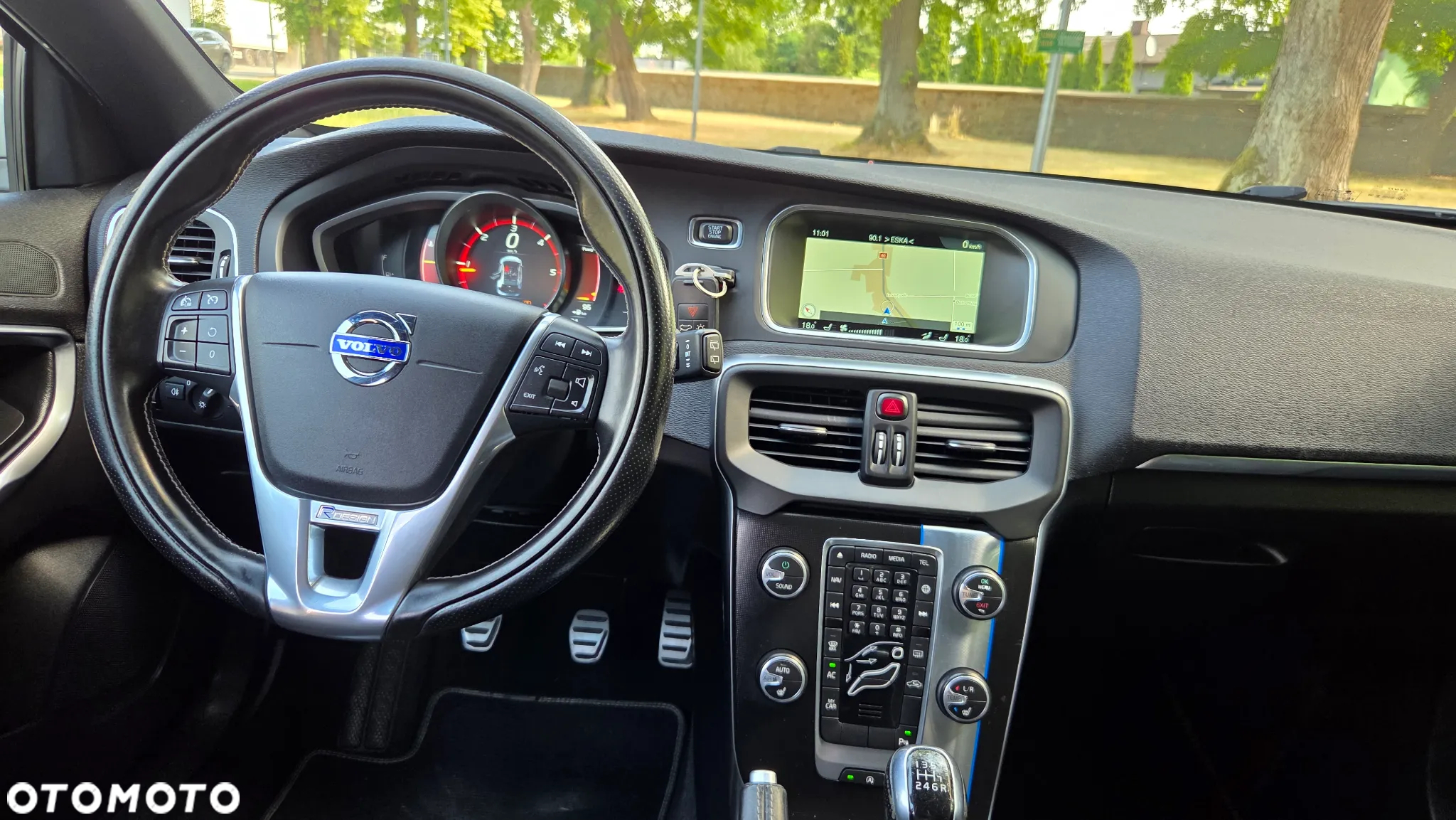Volvo V40 D2 RDesign - 30