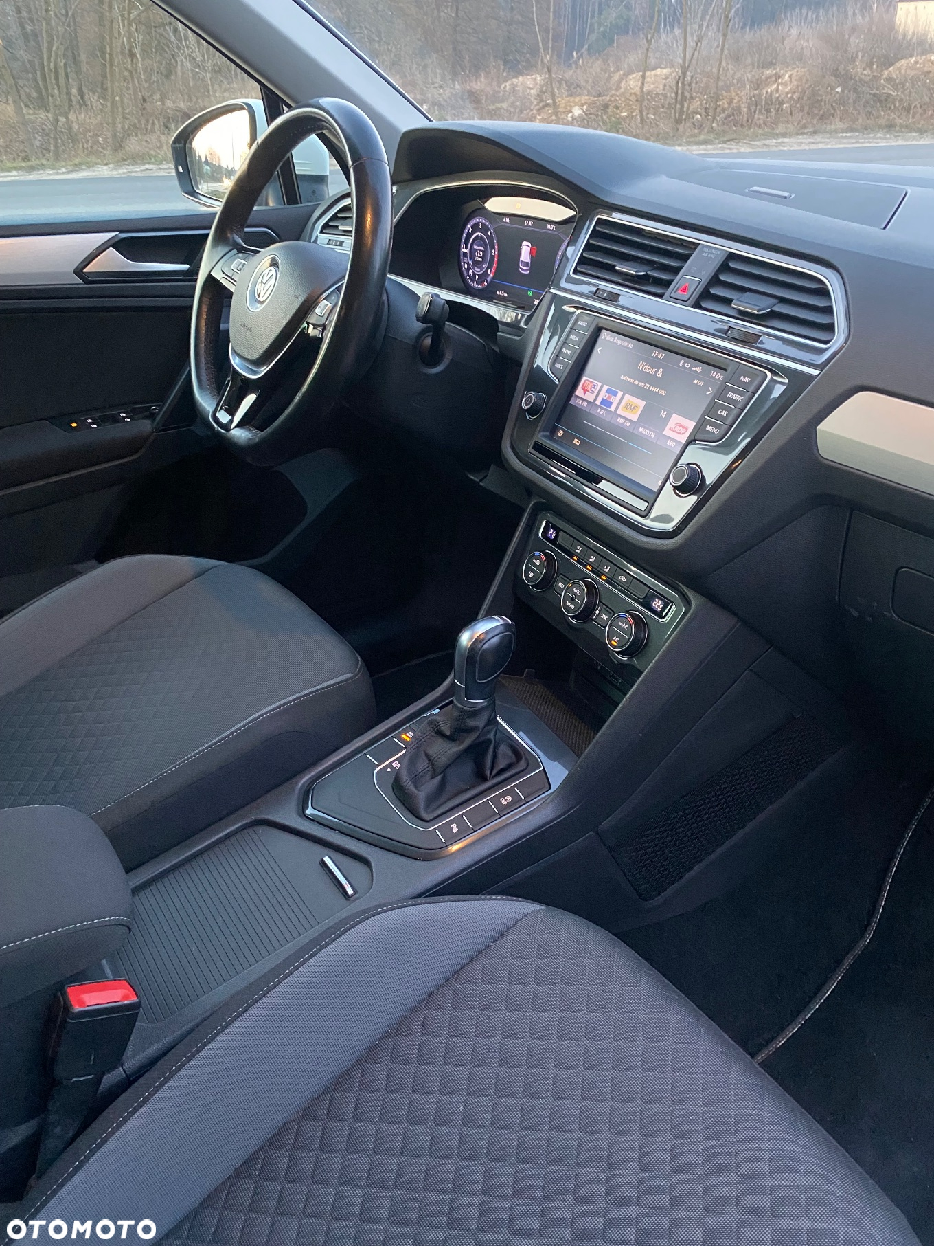 Volkswagen Tiguan 2.0 TDI BMT SCR Comfortline DSG - 11