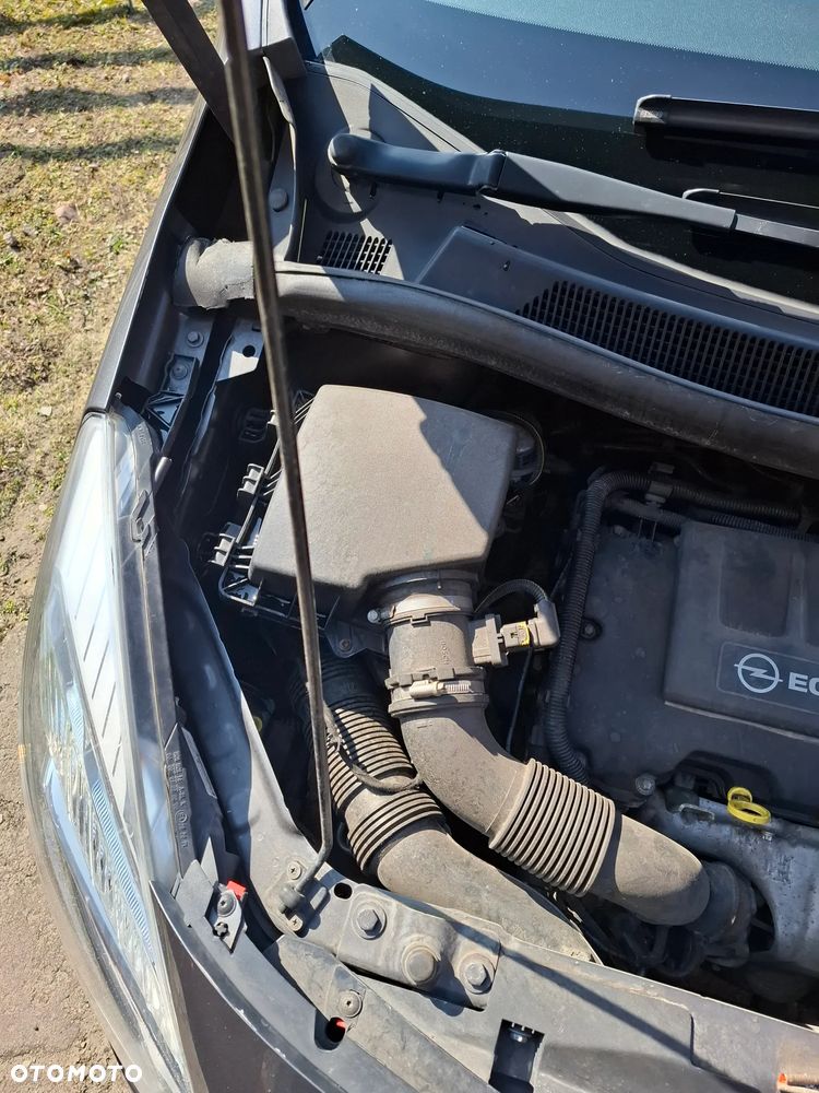 Opel Meriva 1.4 T Edition 150 - 6