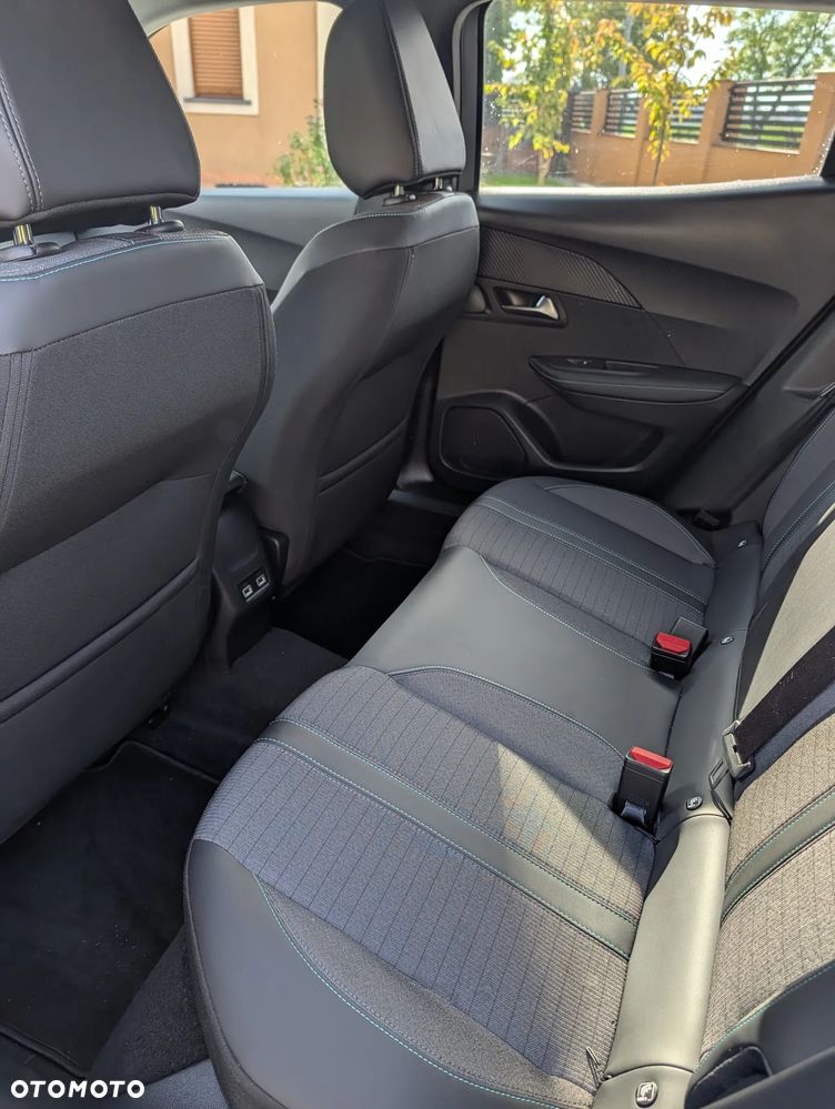 Peugeot 2008 - 9