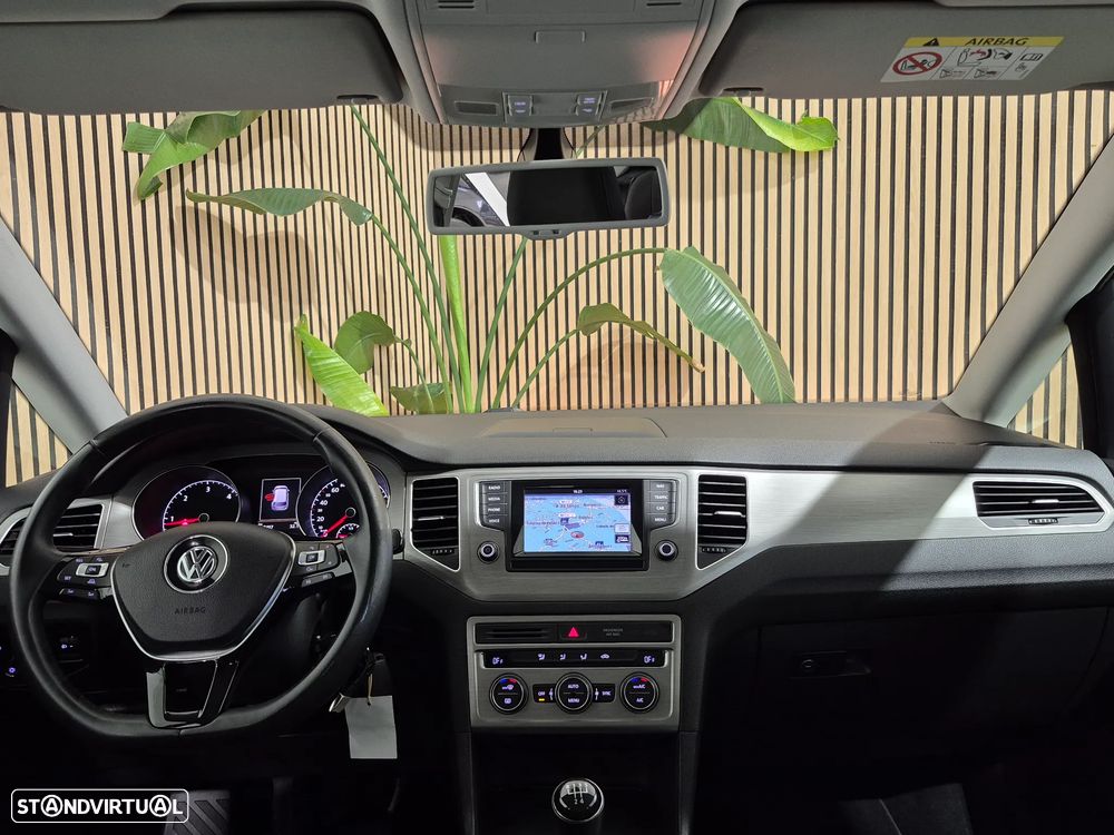 VW Golf Sportsvan 1.6 TDI Confortline BlueMotion - 9