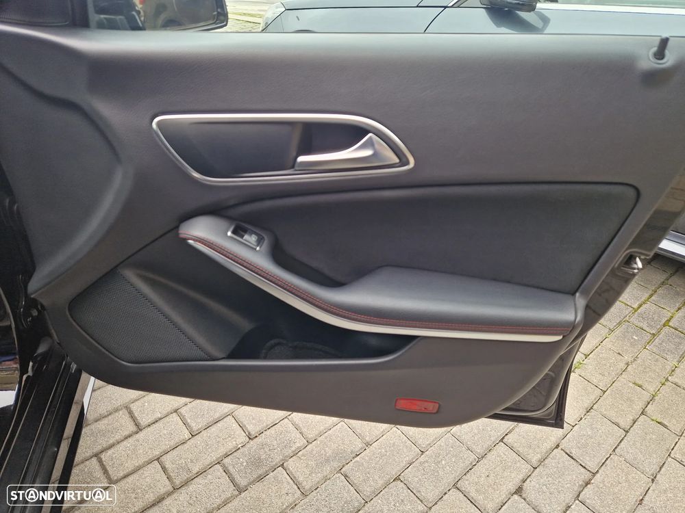 Mercedes-Benz CLA 200 CDI 7G-DCT AMG Line - 18