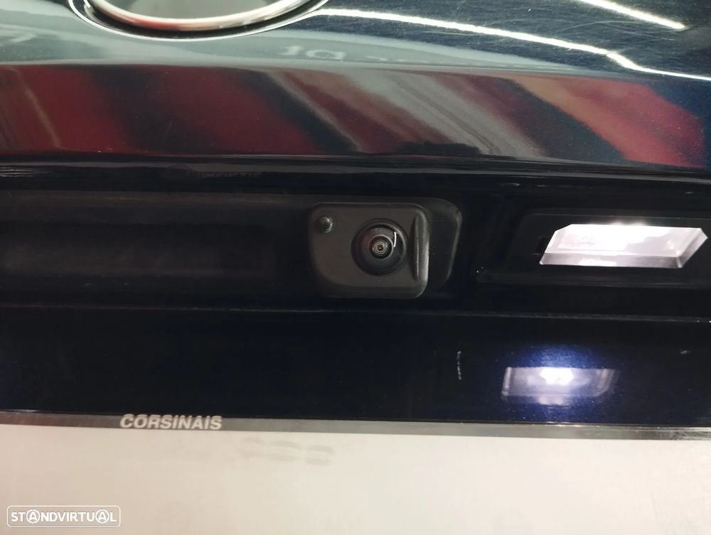 BMW 520 d Pack Desportivo M - 13