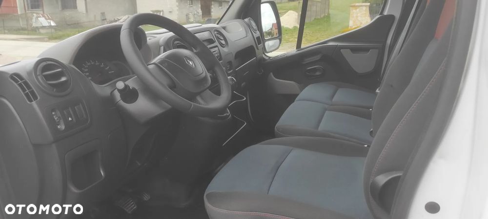 Renault MASTER POLSKI SALON 1 WŁASCICIEL BEZWYPADKOWY SKRZYNIOWY NA BLIZNIAKU - 11