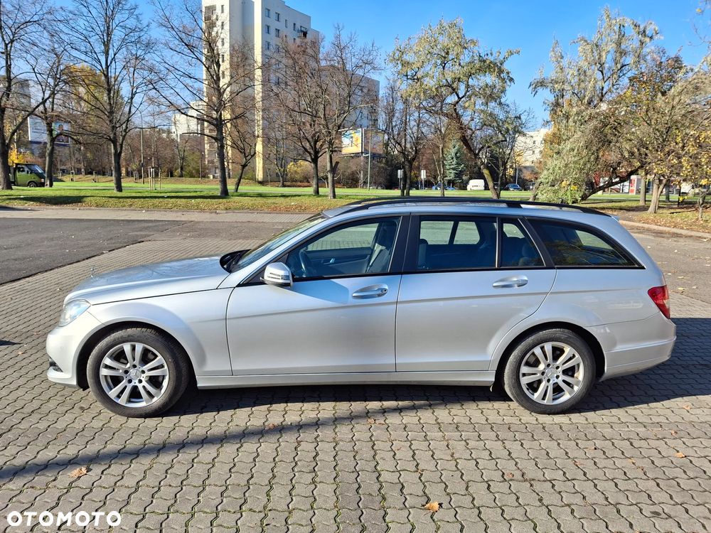 Mercedes-Benz Klasa C 220 CDI BlueEff Edition Elegance - 5
