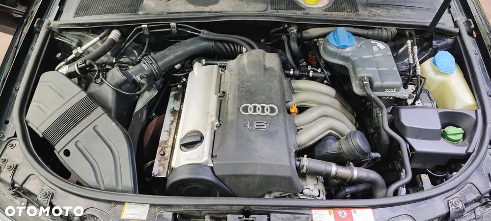 Audi A4 Limousine 1.6 - 17