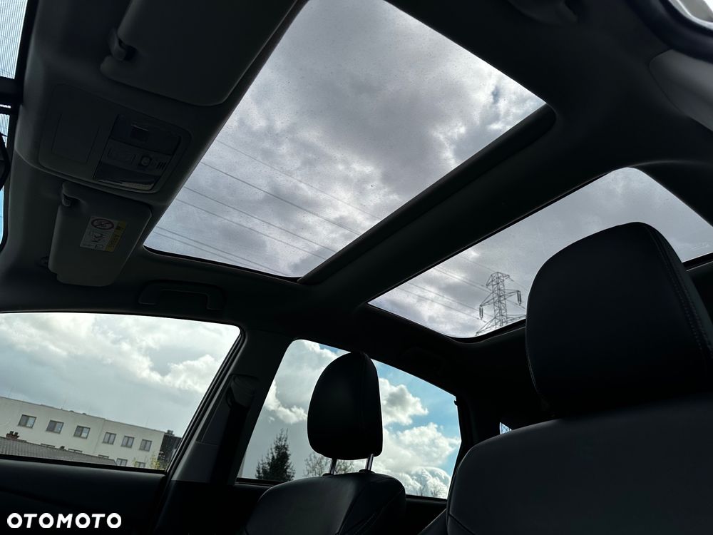 Toyota Prius+ Hybrid 135 Prestige - 29