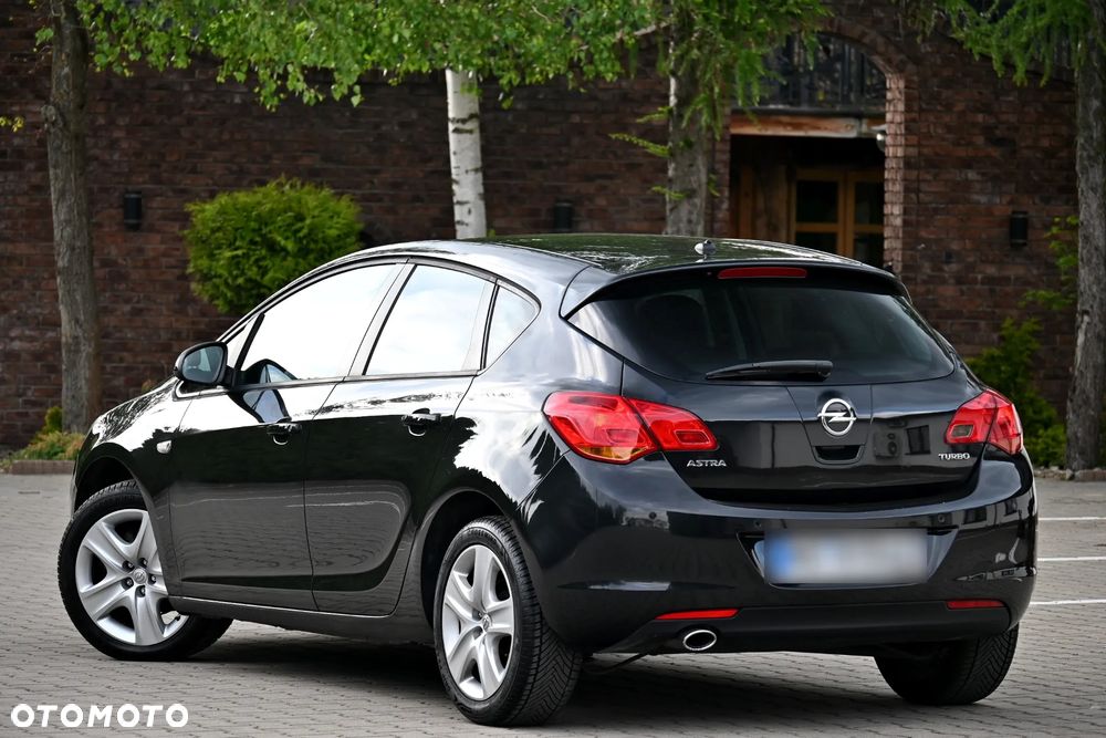 Opel Astra 1.4 T Enjoy - 18
