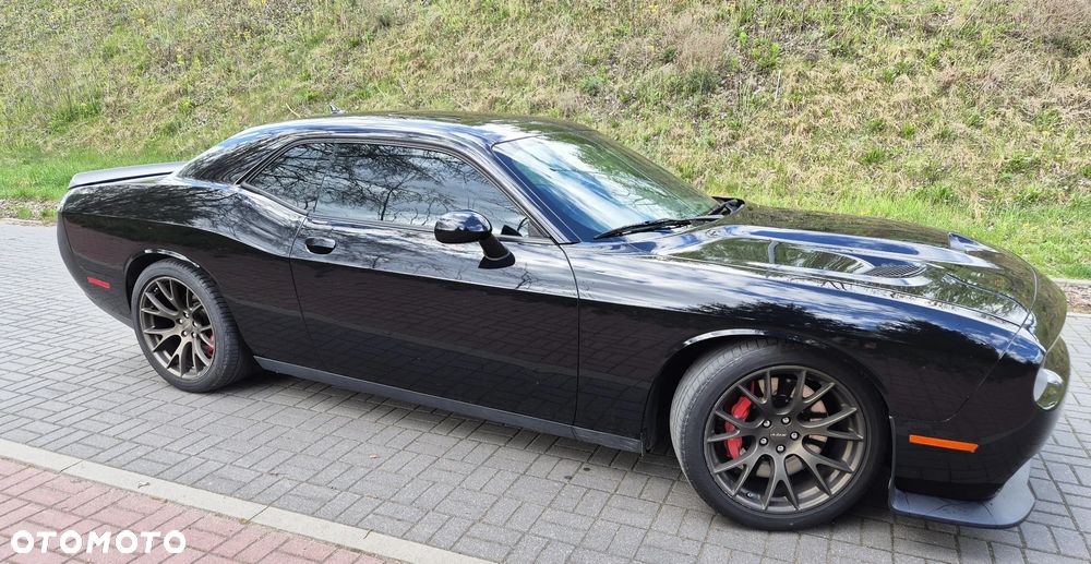 Dodge Challenger 6.2 Hellcat - 7