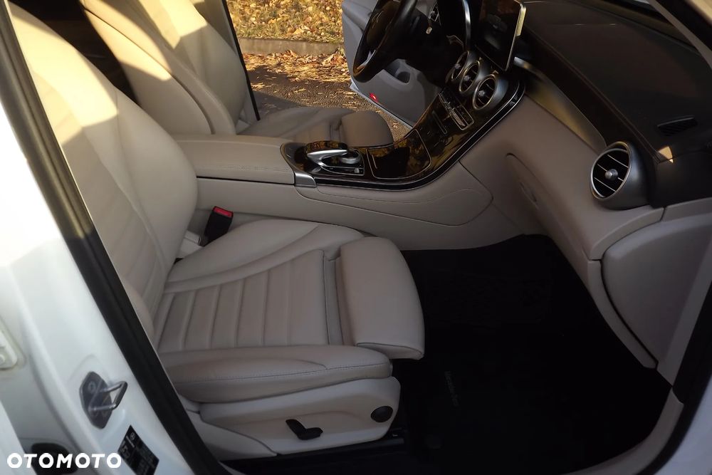 Mercedes-Benz GLC 250 4-Matic - 39